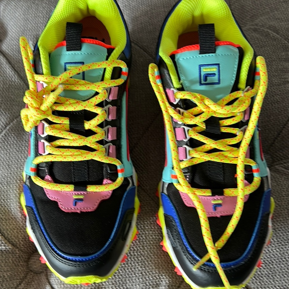 Women’s shoes